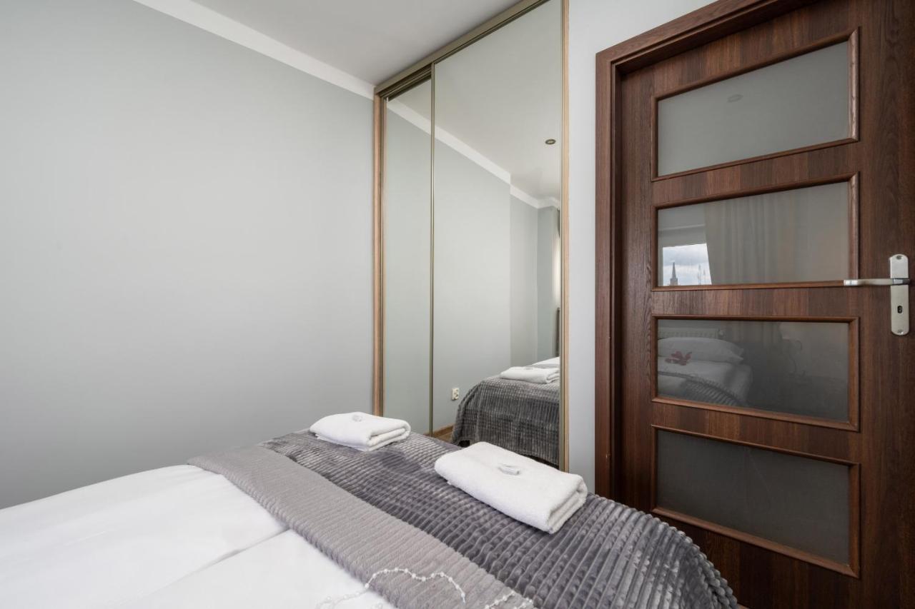 Market Square Corner Apartment Kuznicza By Noclegi Renters Вроцлав Екстер'єр фото